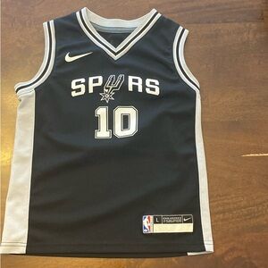 Nike NBA Black & Silver Boys San Antonio Spurs DeRozan #10 Jersey Size Large